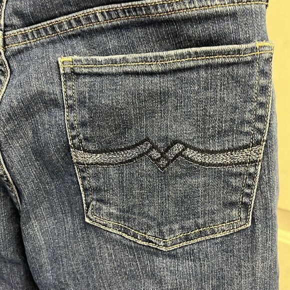 Lucky Brand Sweet’N Low Dark Wash Whiskering Distressed BootCut Ankle Jean-10/30 - Picture 10 of 16